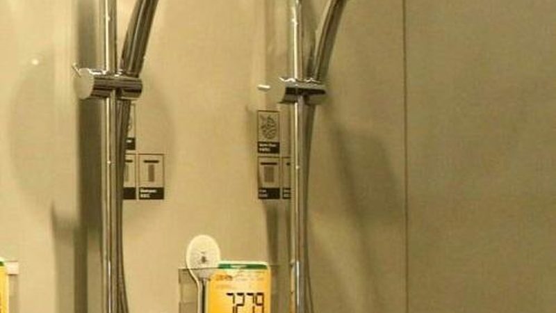 高楼层浴室，如何选择耐用不锈钢花洒套装？**
